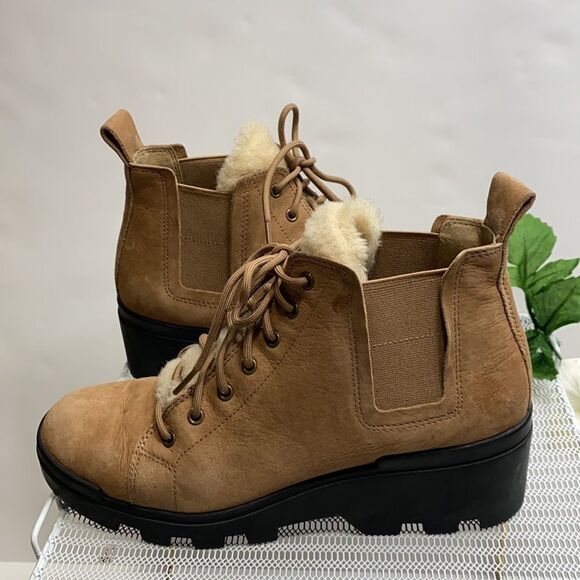 EILEEN FISHER Women Calm Tan Suede Shearling Platform lug‎ Sole Hiker Bootie 7.5 - Picture 1 of 13